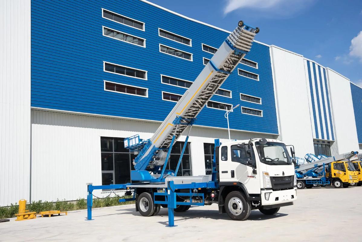 板芙镇小型云梯车上料车租赁多少钱