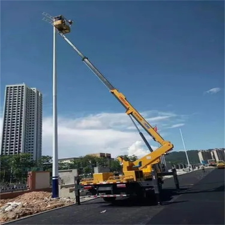 板芙镇维修路灯的曲臂升降车出租