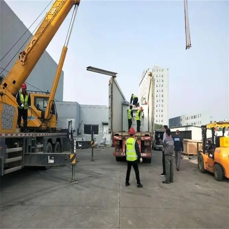 板芙镇如何找到附近的吊车救援服务