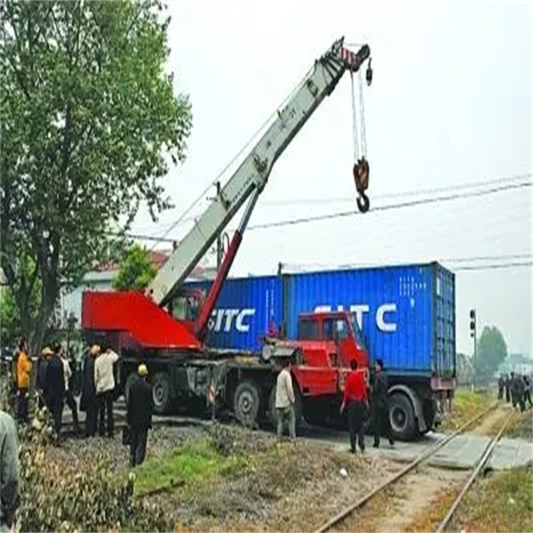 板芙镇如何快速找到附近的吊车救援公司