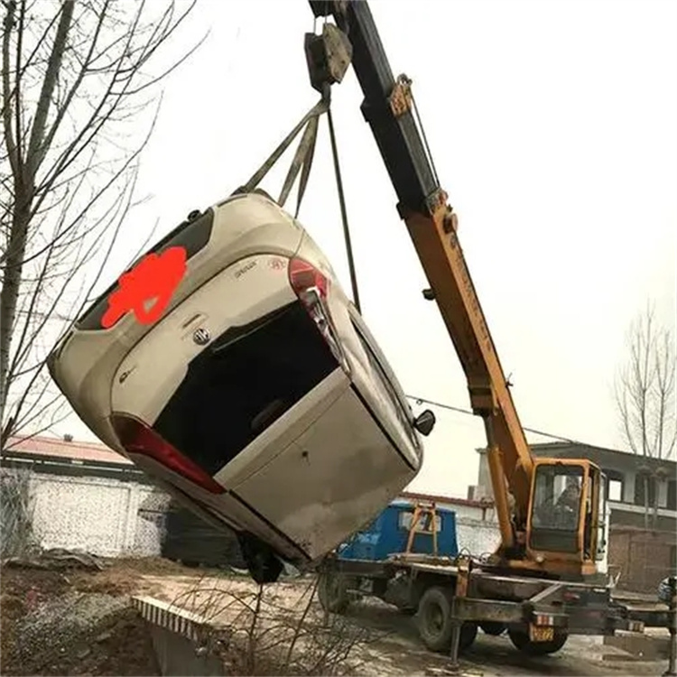 板芙镇随时待命，吊车24小时道路救援服务全解析